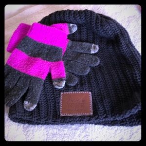 Love Your Melon hat and texting gloves